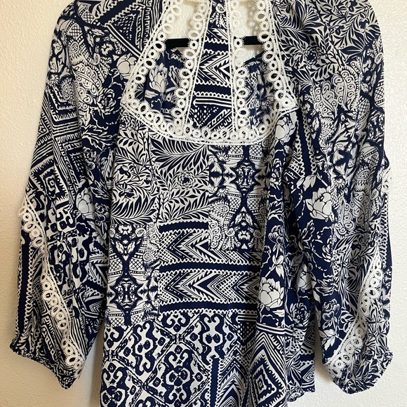 Alice & Trixie 100% Silk Navy Blue and White Blouse - Picture 4 of 6